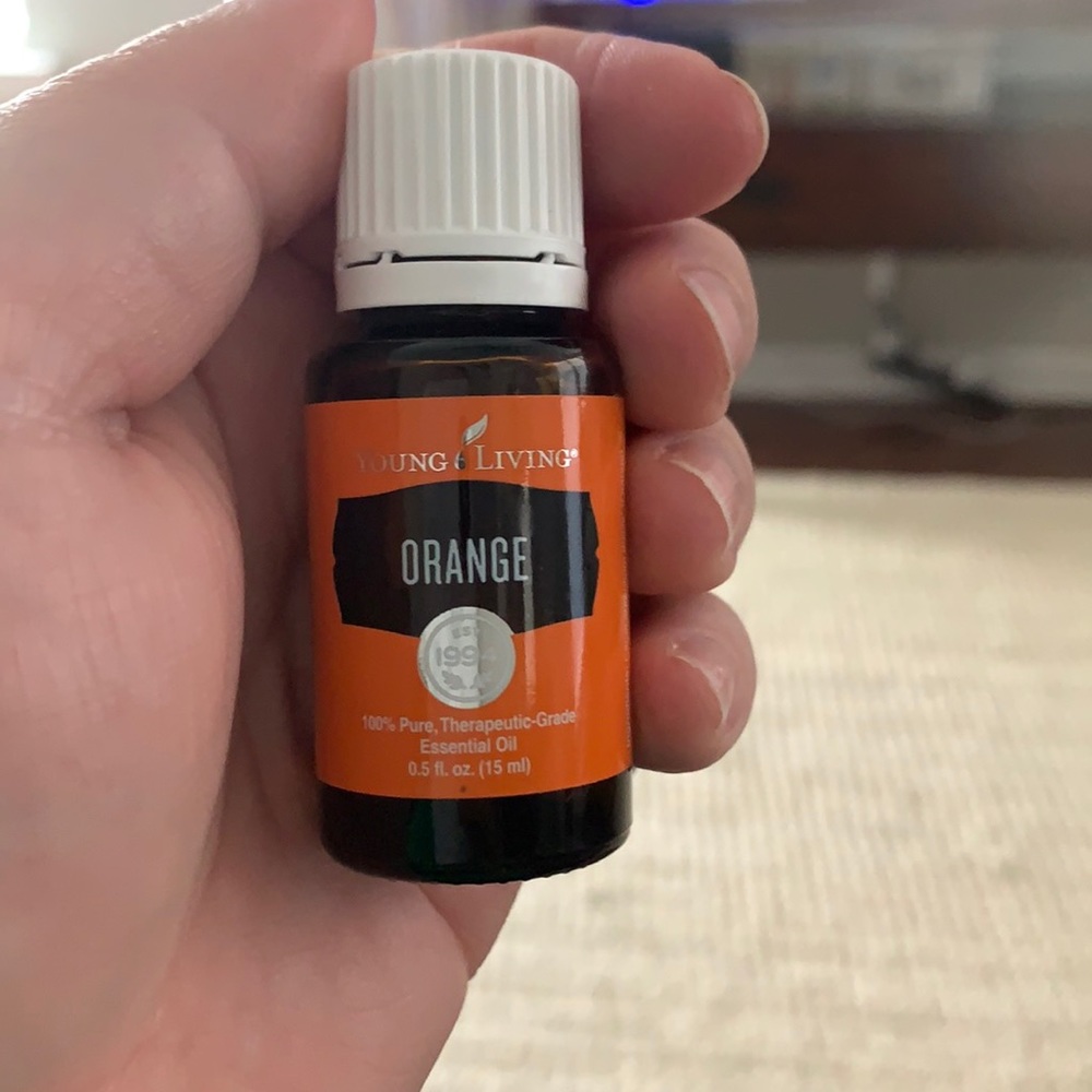 Young living orange essential oil 15ml new